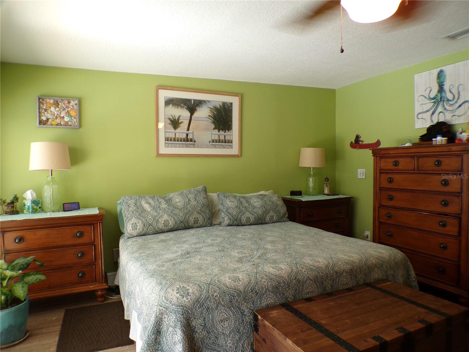 Image 28 of 82 For 11418 Cypress Drive