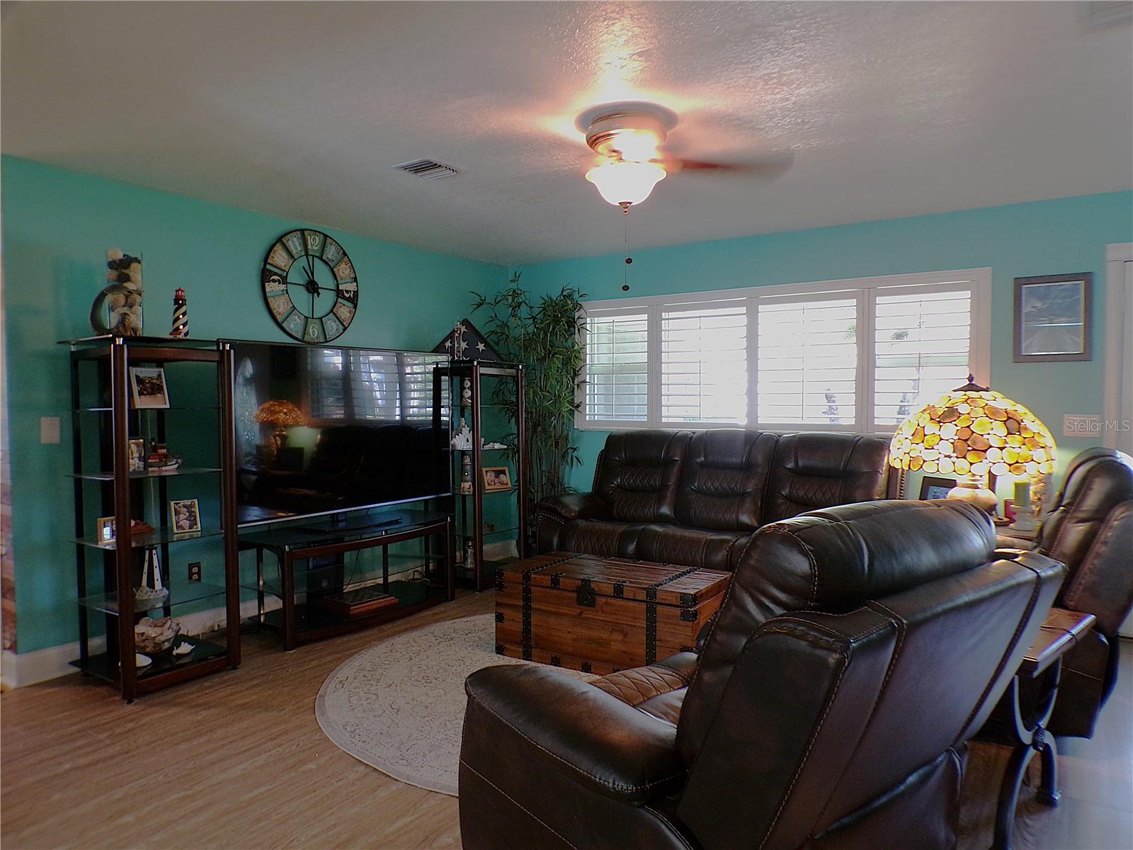 Image 5 of 82 For 11418 Cypress Drive