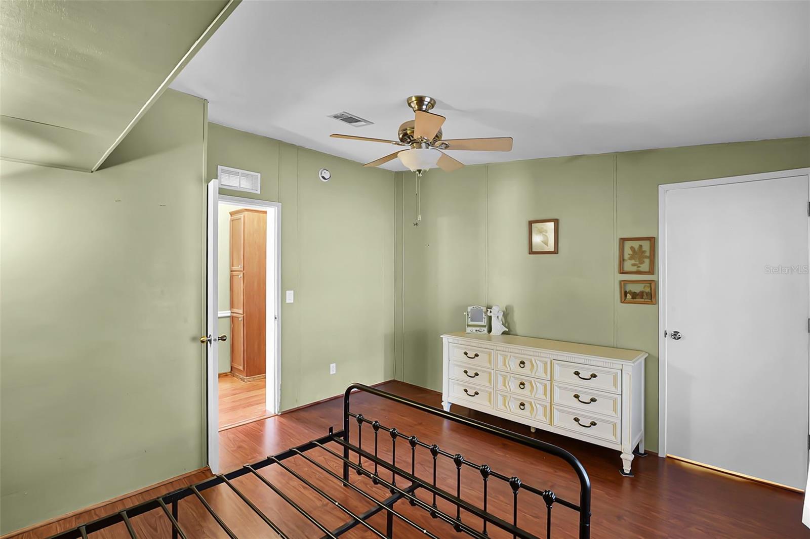 Image 39 of 55 For 14228 Mistletoe Way