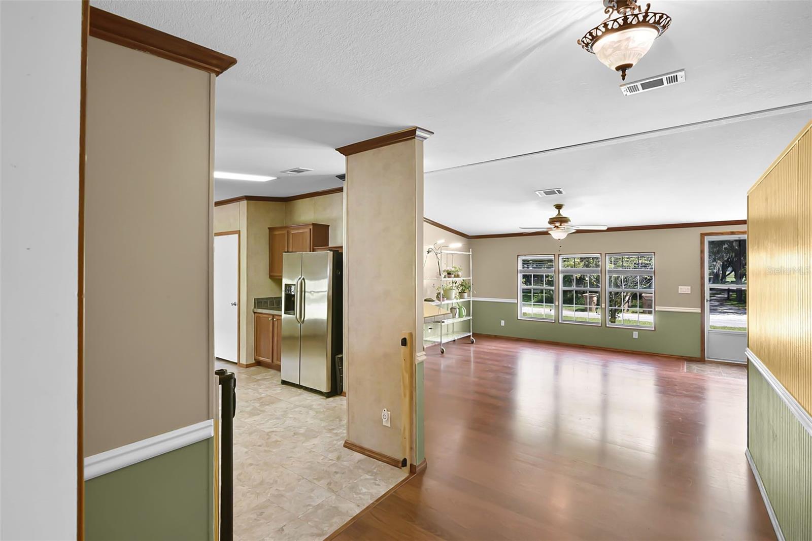Image 42 of 55 For 14228 Mistletoe Way