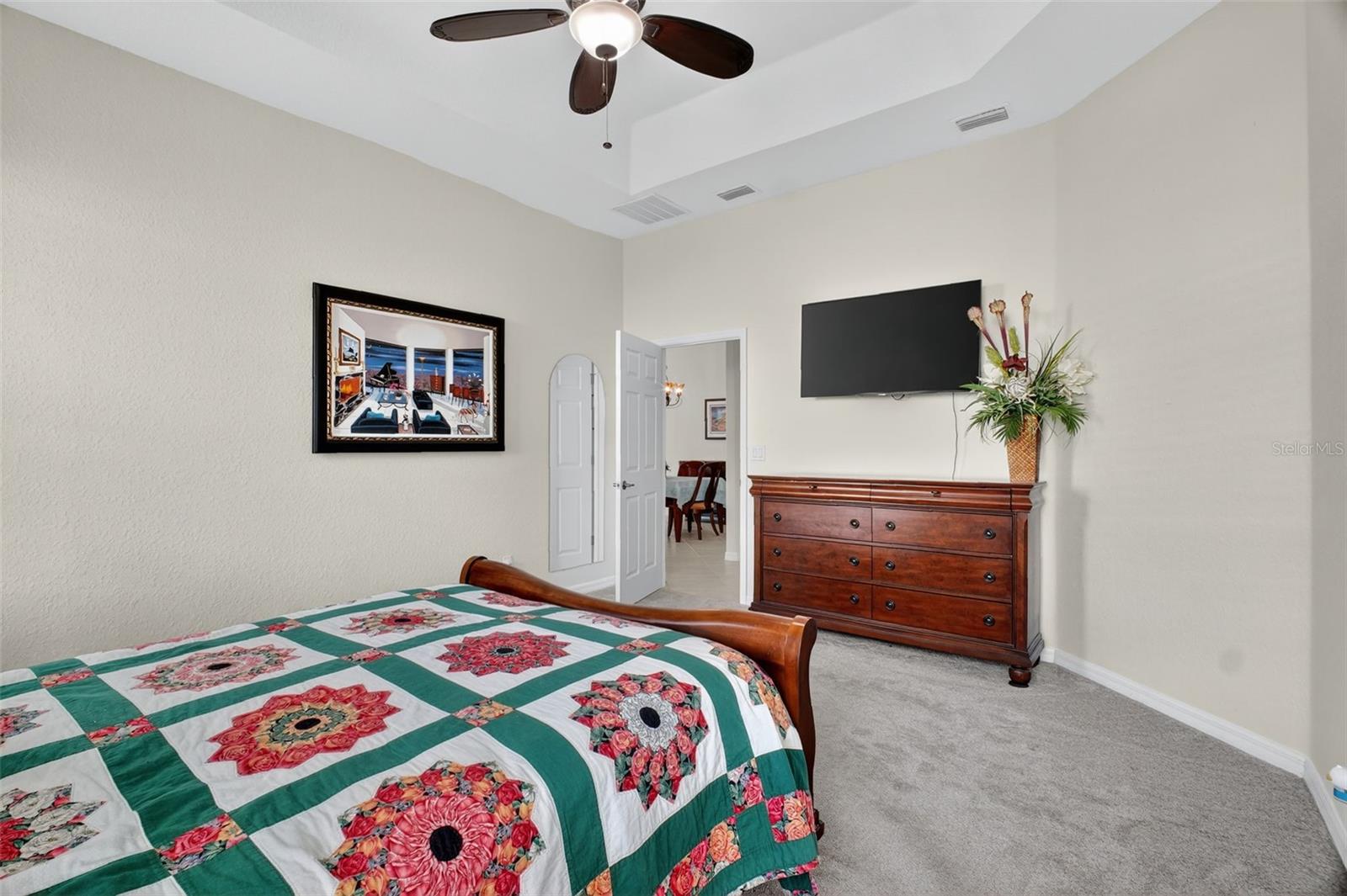 Image 18 of 39 For 11276 170th Place