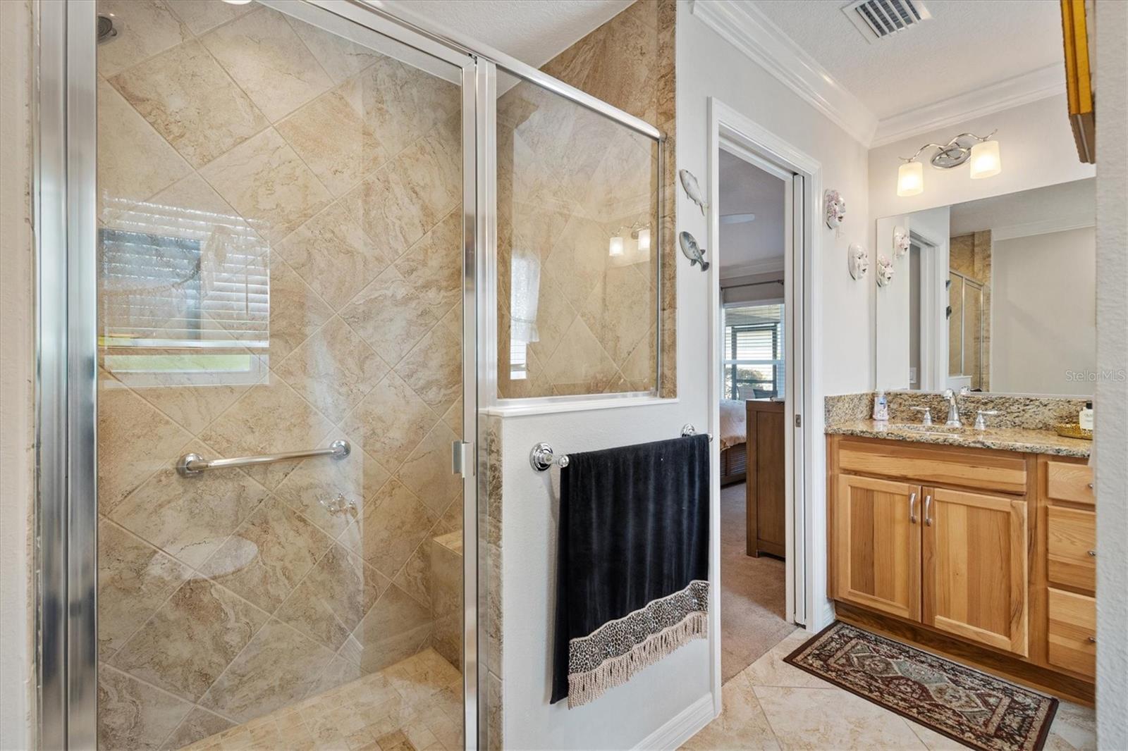 Image 22 of 43 For 6094 Delphina Loop