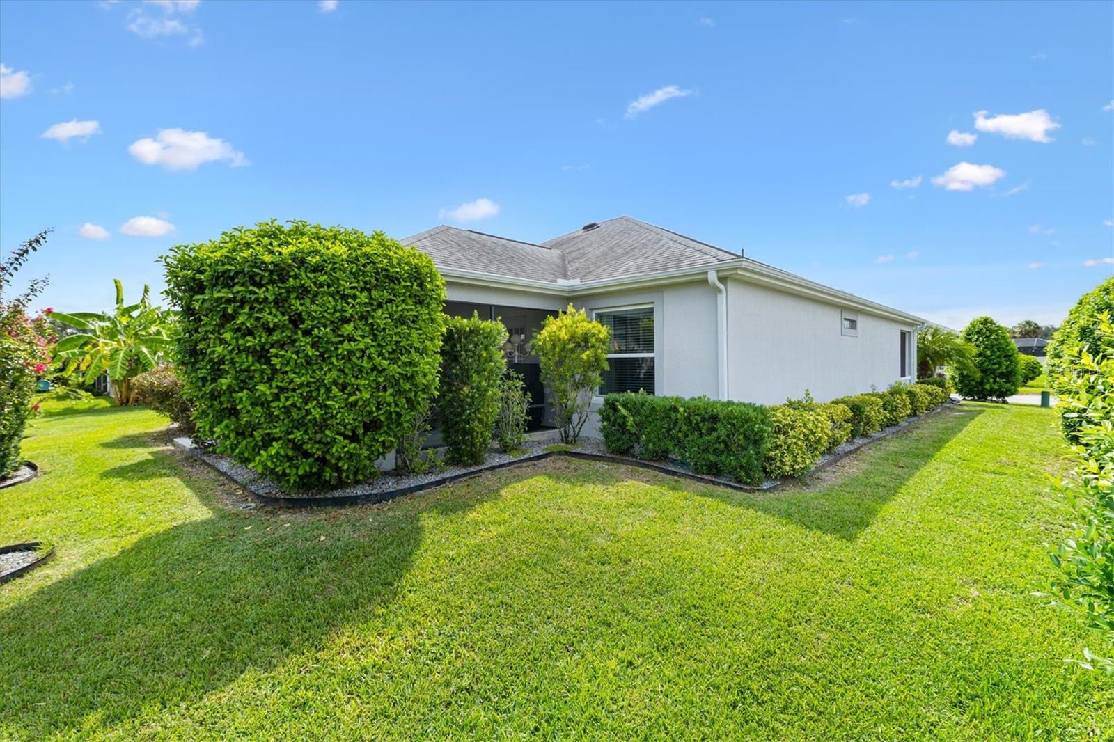 Image 32 of 43 For 6094 Delphina Loop