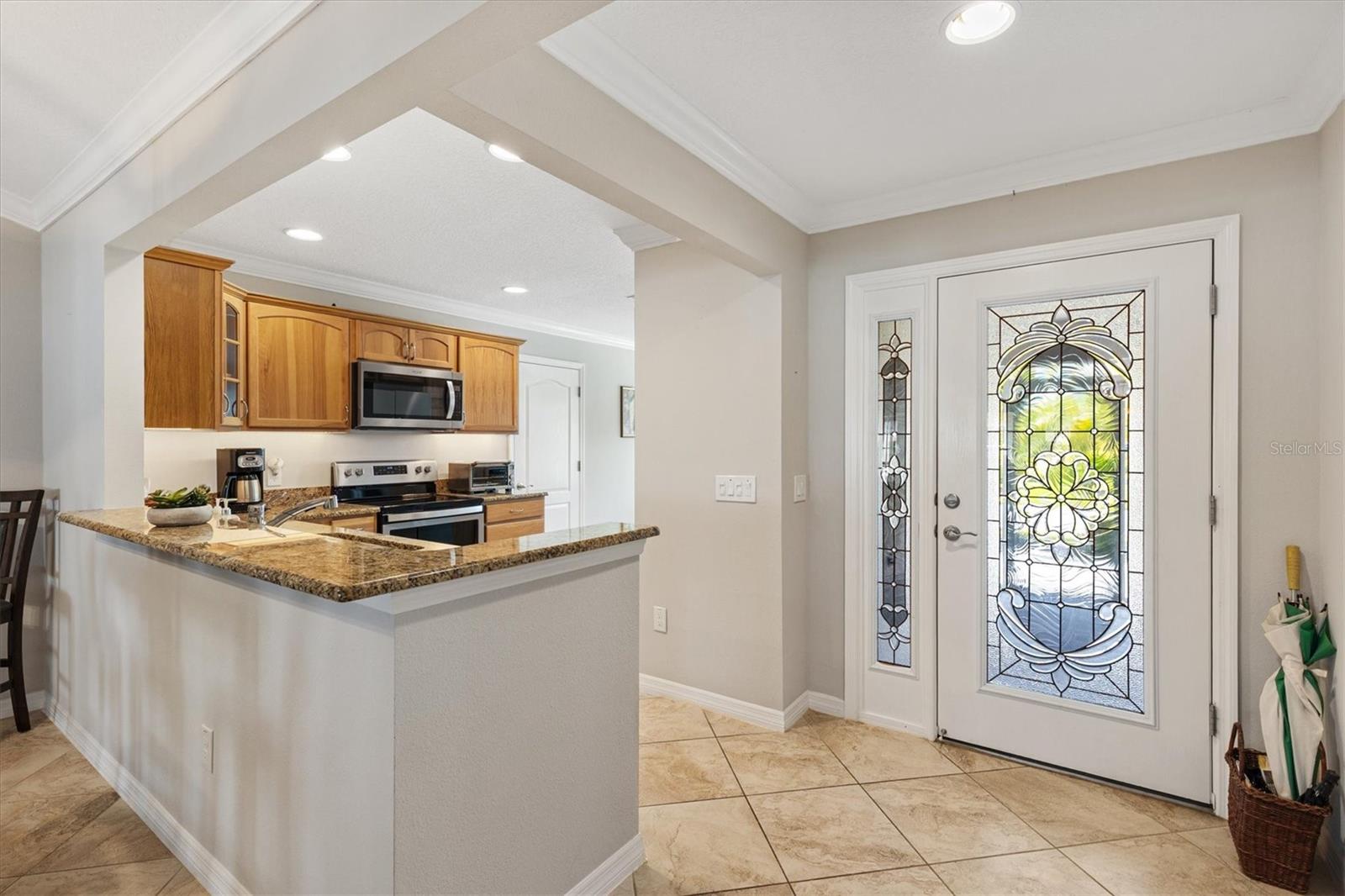 Image 5 of 43 For 6094 Delphina Loop