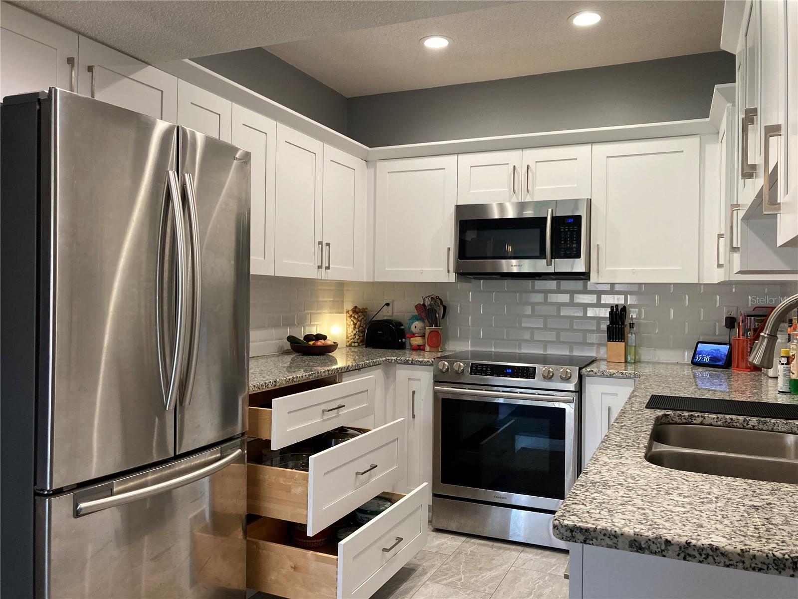 Image 14 of 50 For 669 Olde Camelot Circle 669