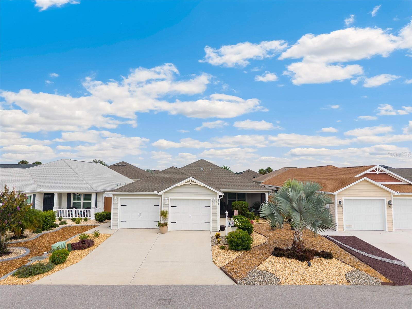 Image 33 of 40 For 2467 Rogers Road