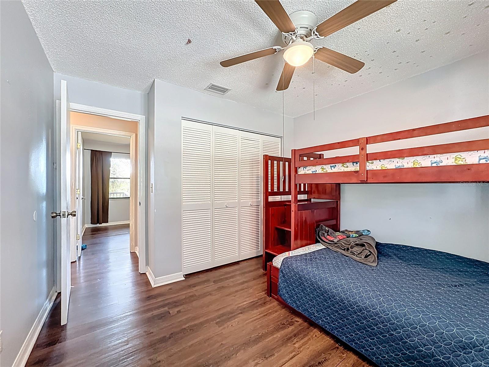Image 33 of 60 For 746 Cambridge Way