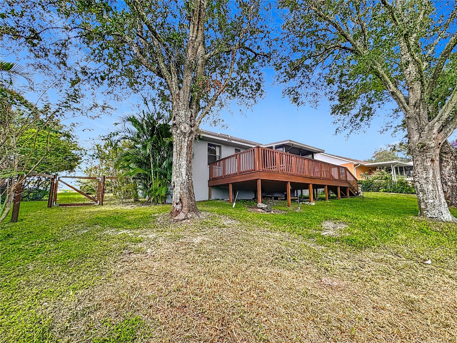 Image 40 of 60 For 746 Cambridge Way
