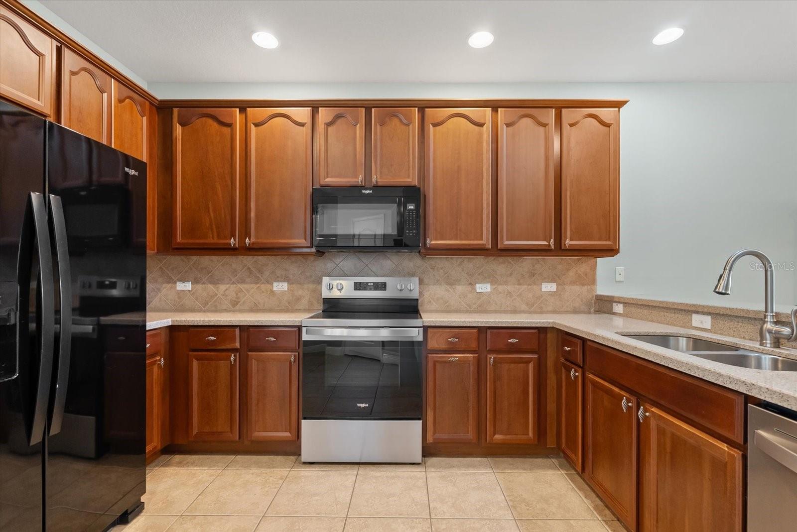 Image 14 of 31 For 30341 Lipizzan Terrace