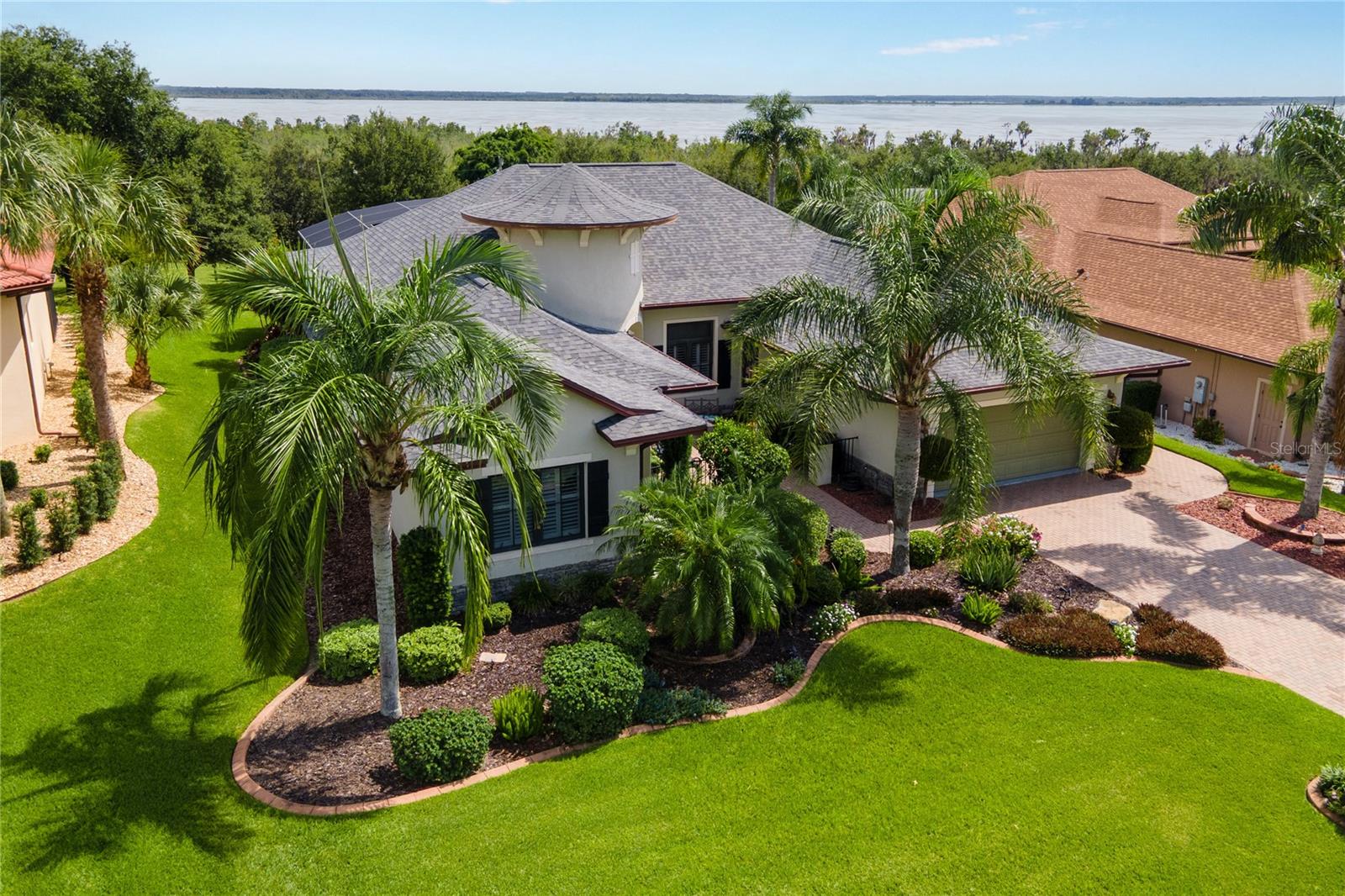 Details for 38712 Oak Place Court, LADY LAKE, FL 32159