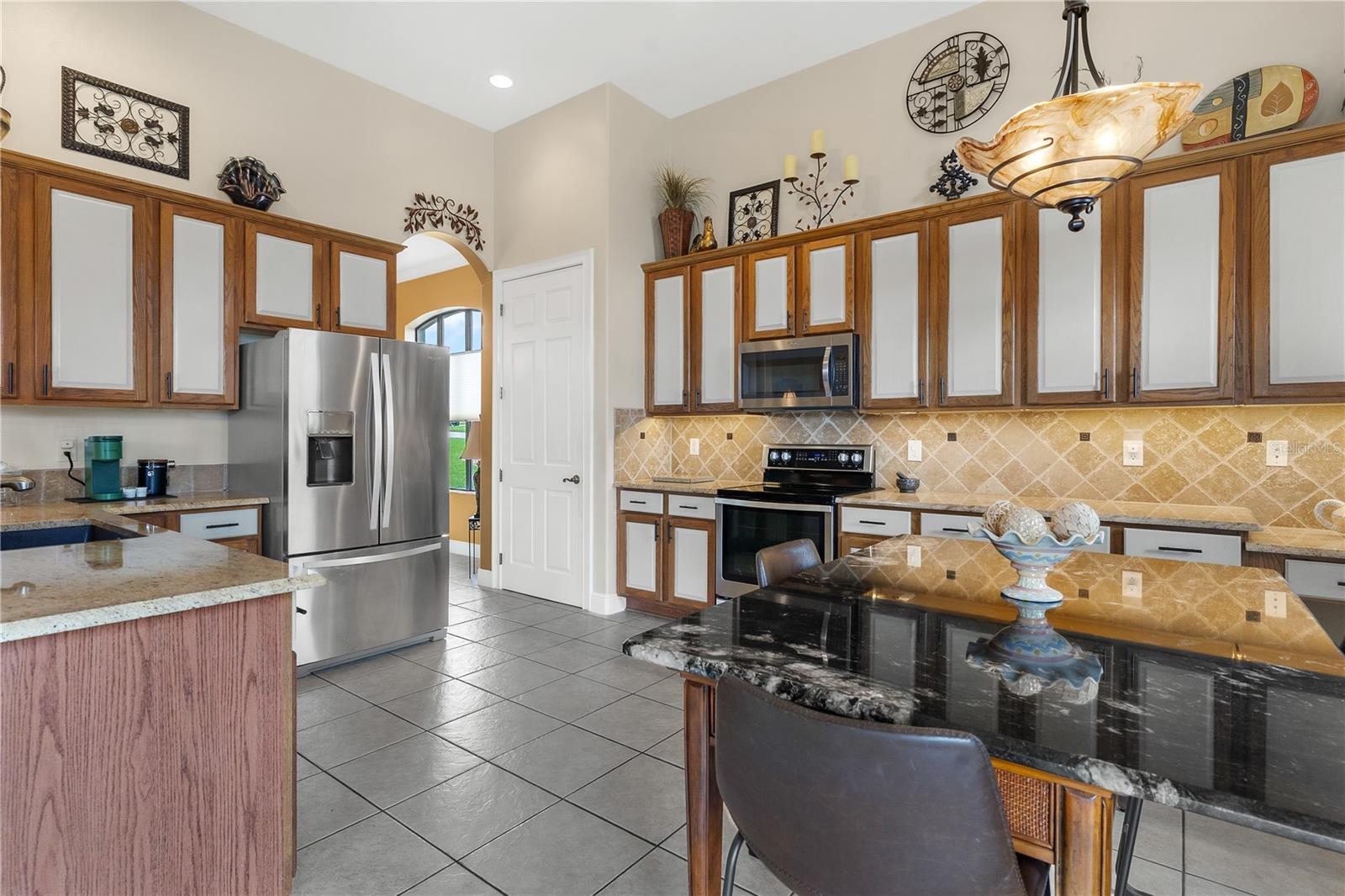 Image 19 of 57 For 38712 Oak Place Court