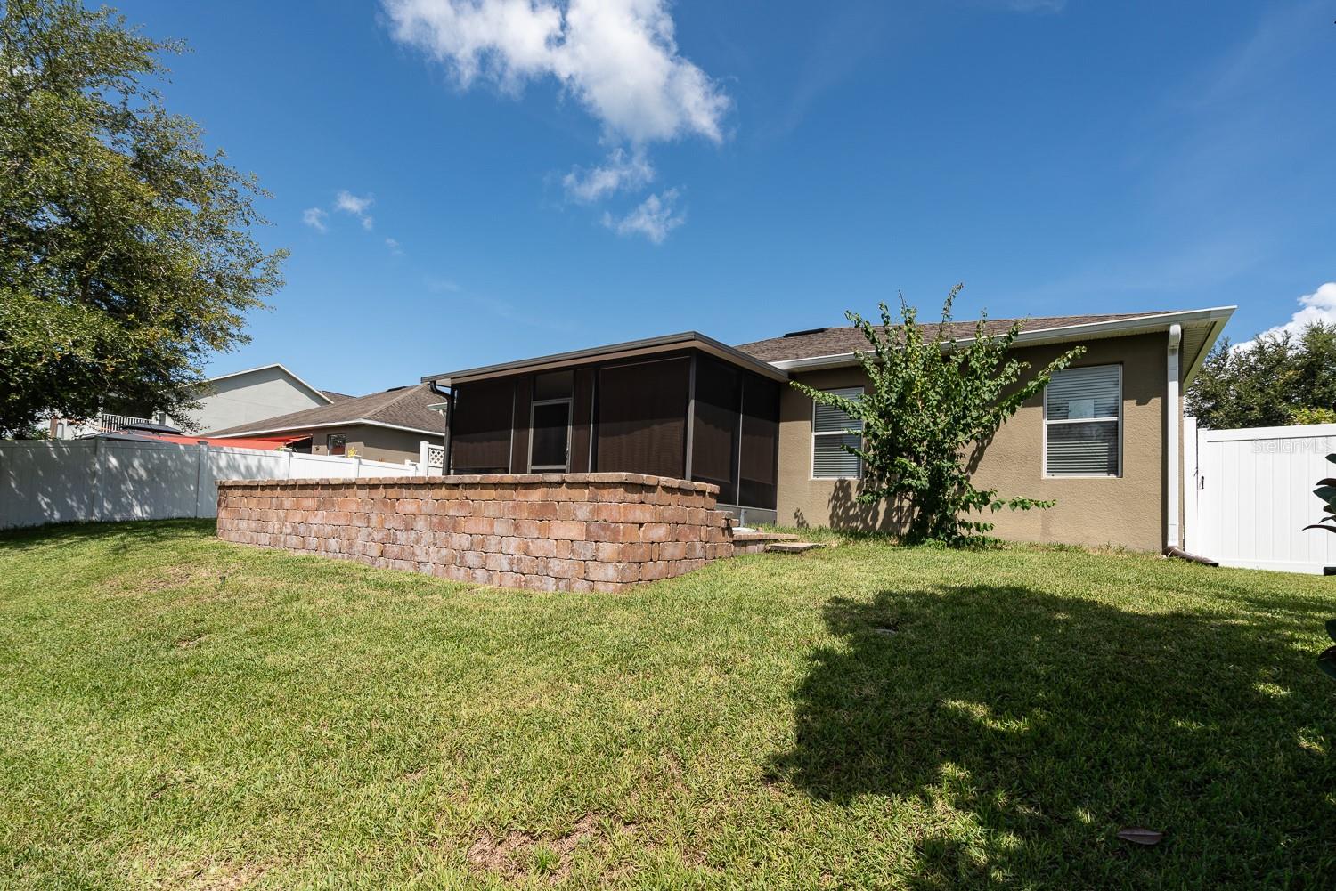Image 16 of 24 For 5828 Puzo Place