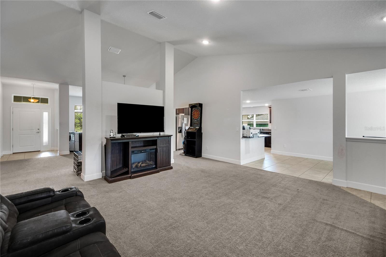 Image 16 of 59 For 9946 159th Street
