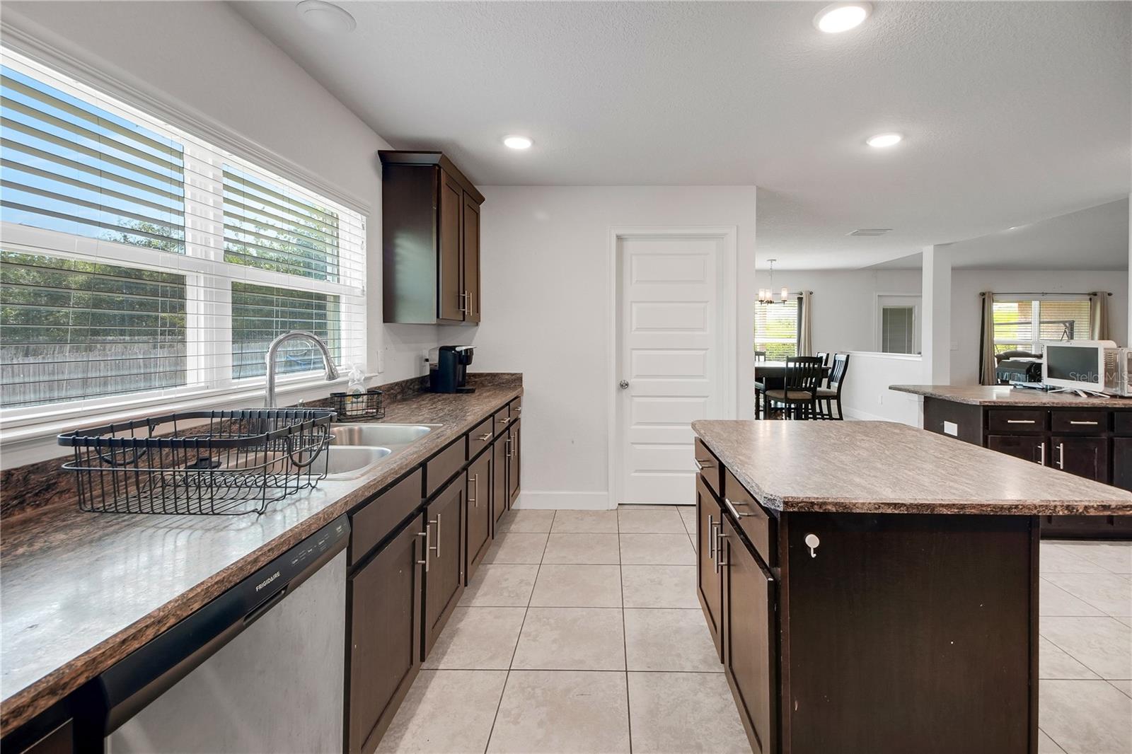 Image 27 of 59 For 9946 159th Street
