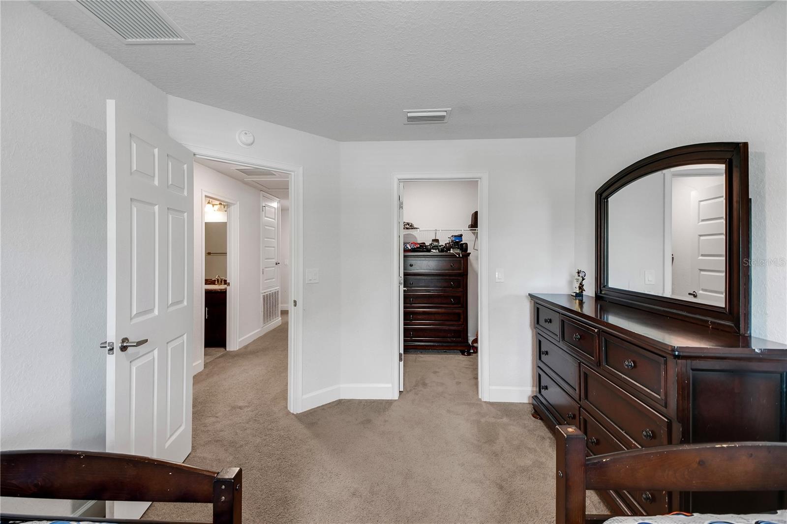 Image 49 of 59 For 9946 159th Street