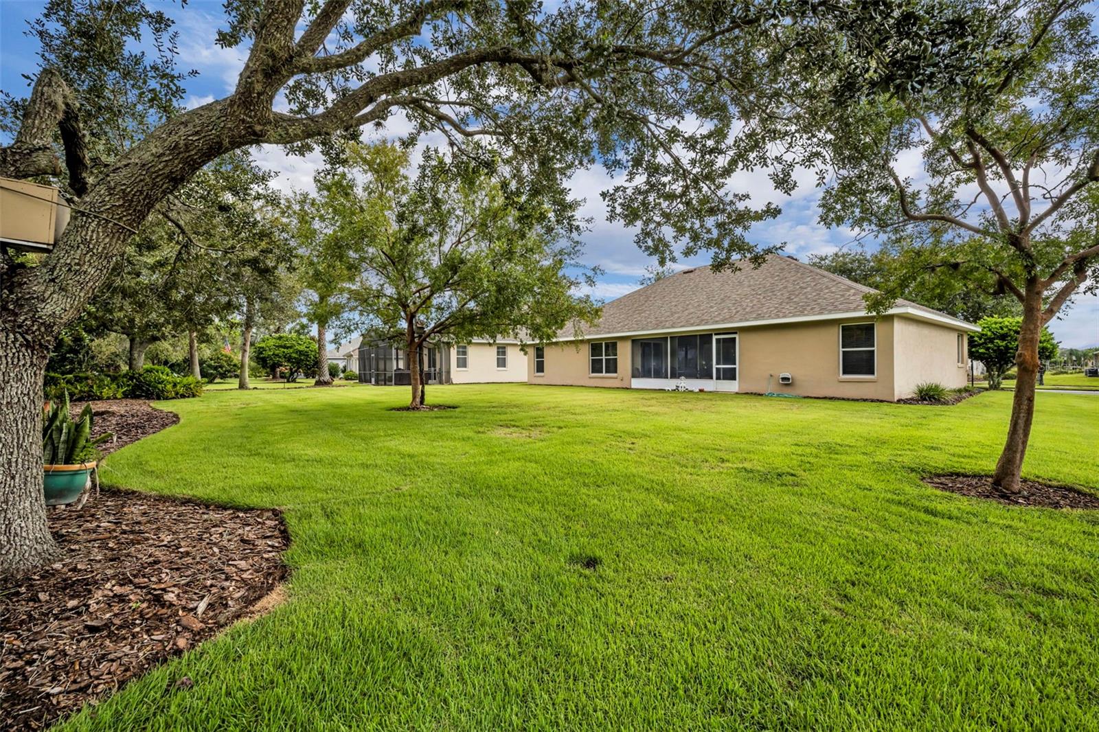 Image 11 of 50 For 8923 Bridgeport Bay Circle