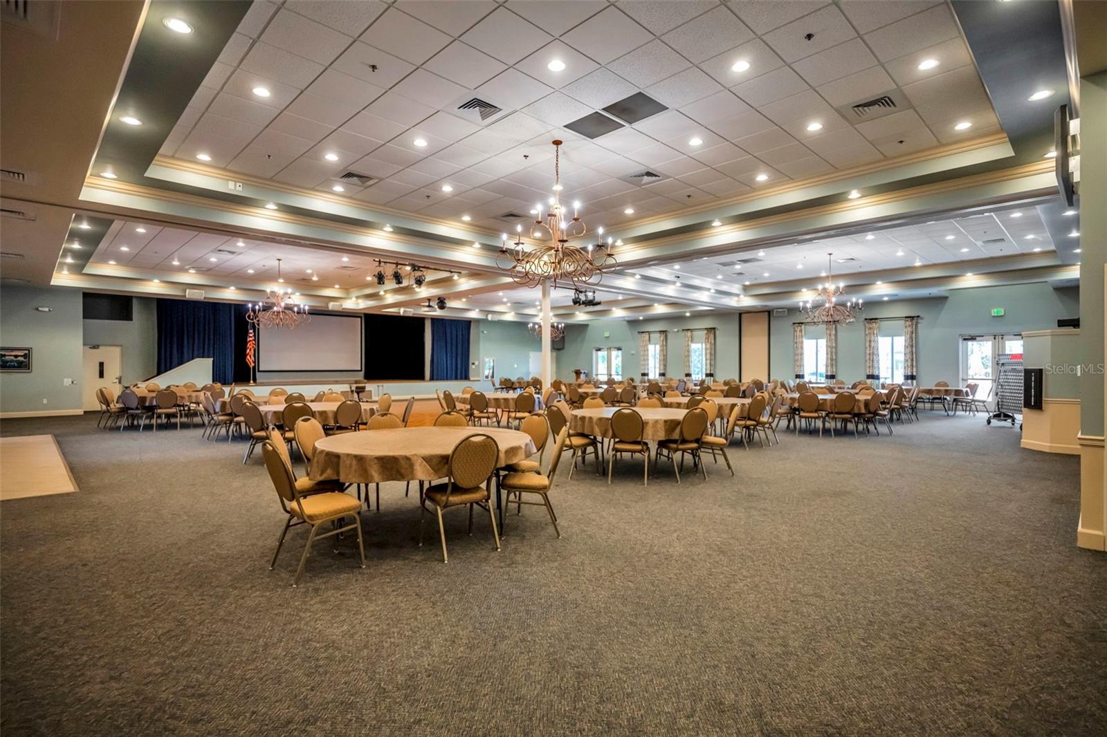 Image 44 of 50 For 8923 Bridgeport Bay Circle