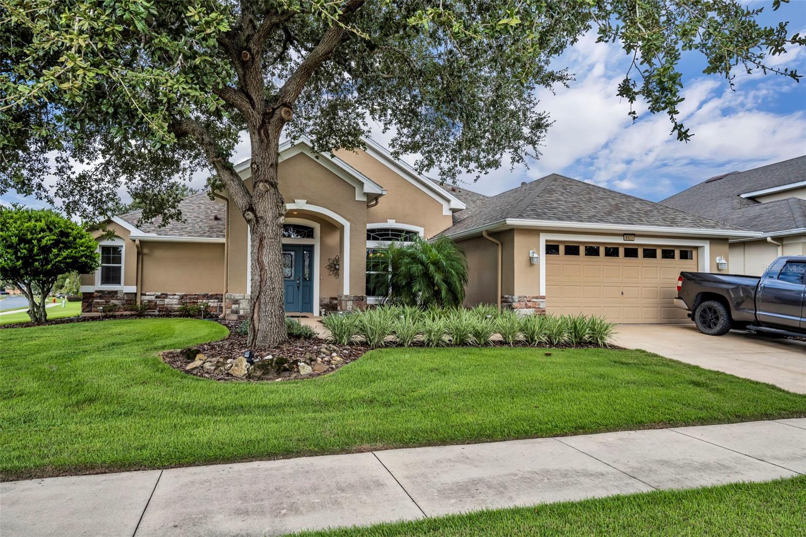 Image 5 of 50 For 8923 Bridgeport Bay Circle