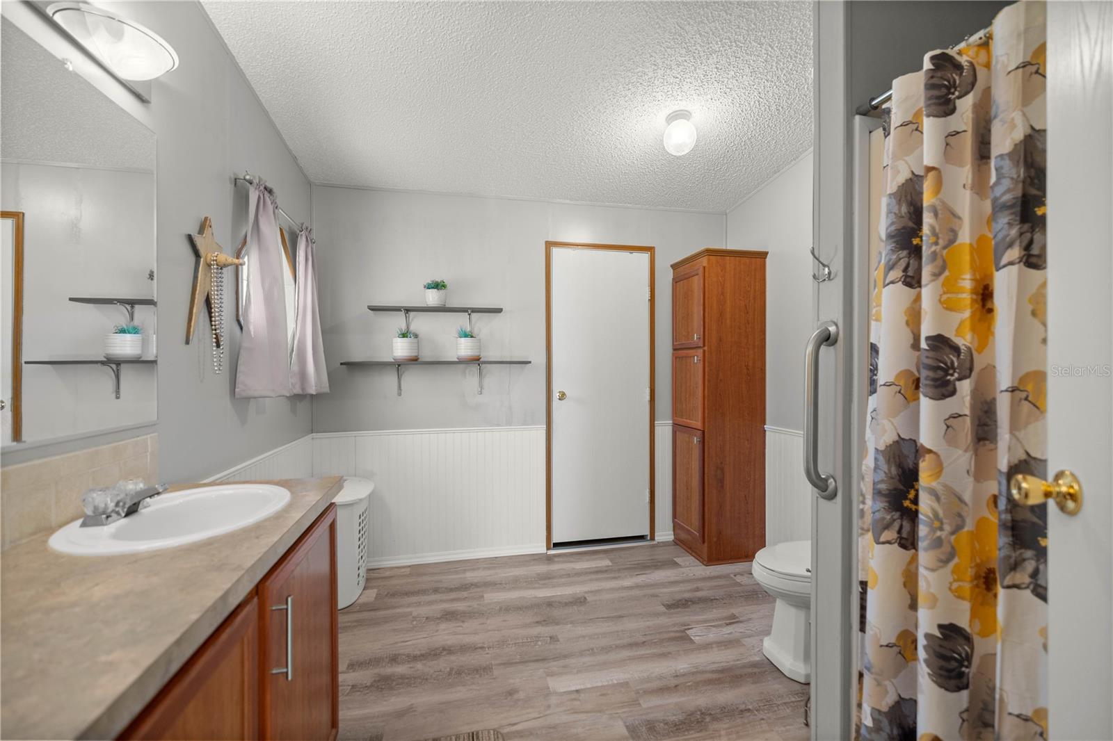 Image 27 of 40 For 7774 Fernandina Avenue