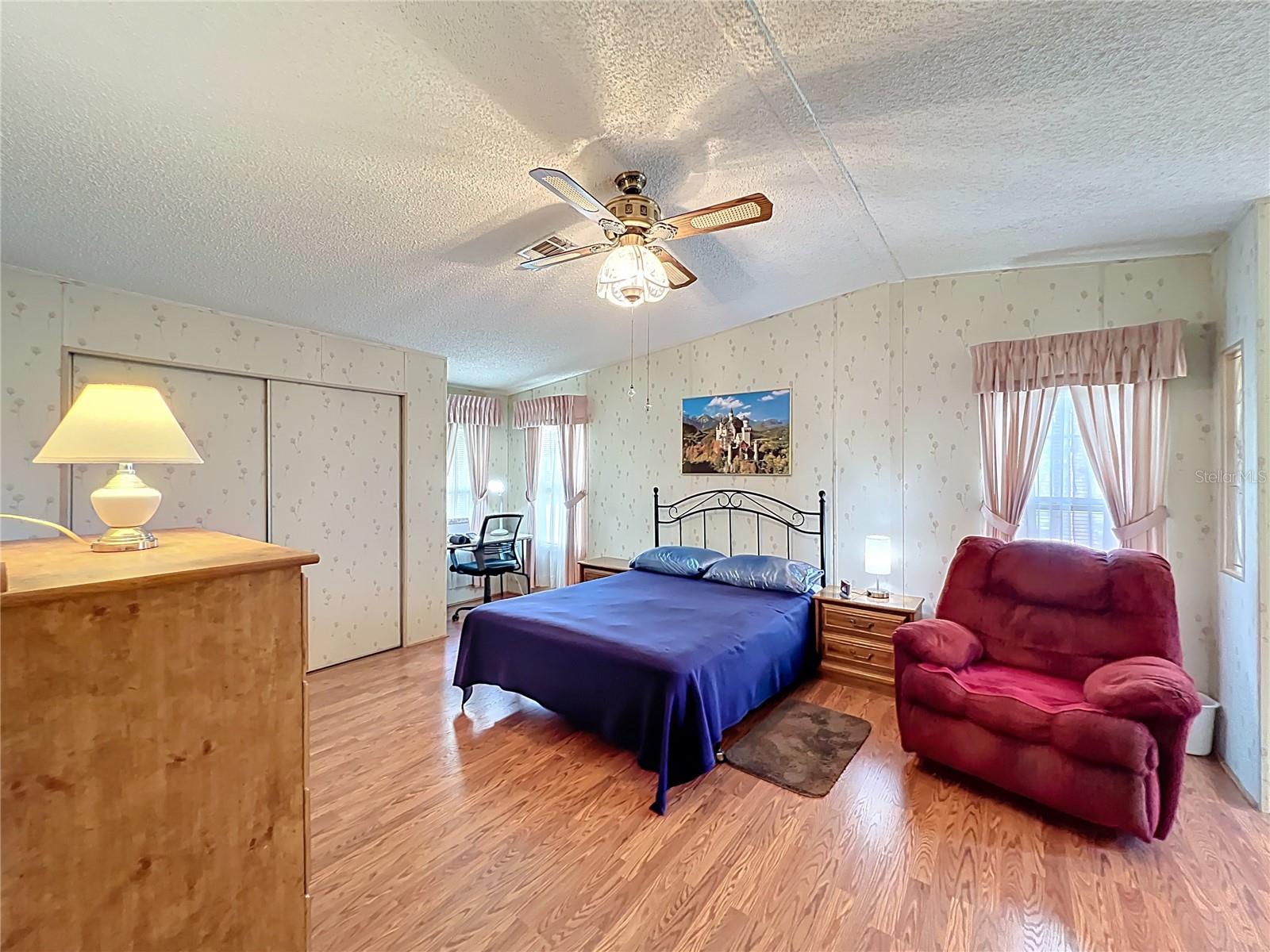 Image 11 of 27 For 1681 Elkhart Circle