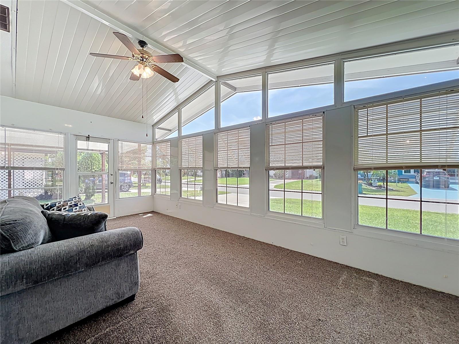Image 3 of 27 For 1681 Elkhart Circle