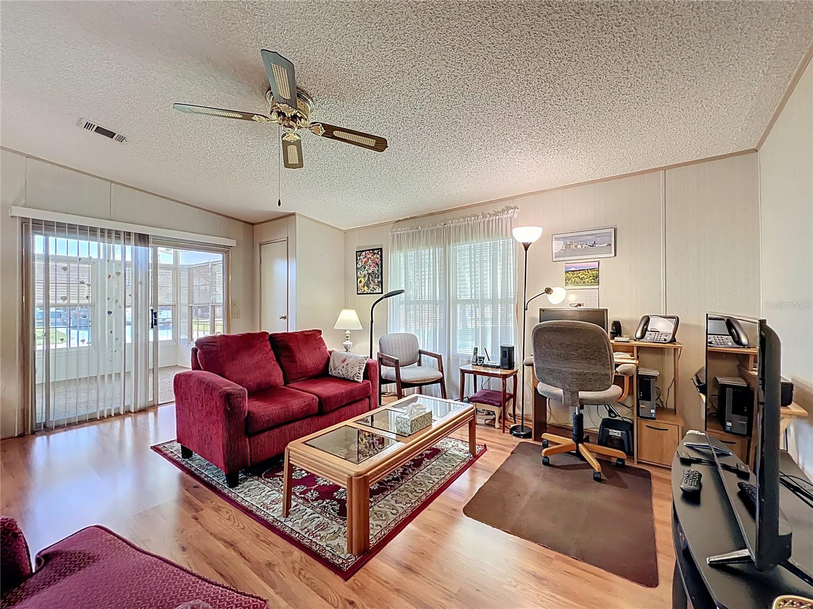 Image 4 of 27 For 1681 Elkhart Circle