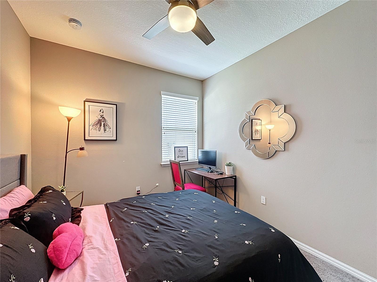 Image 33 of 89 For 201 Silver Maple Road