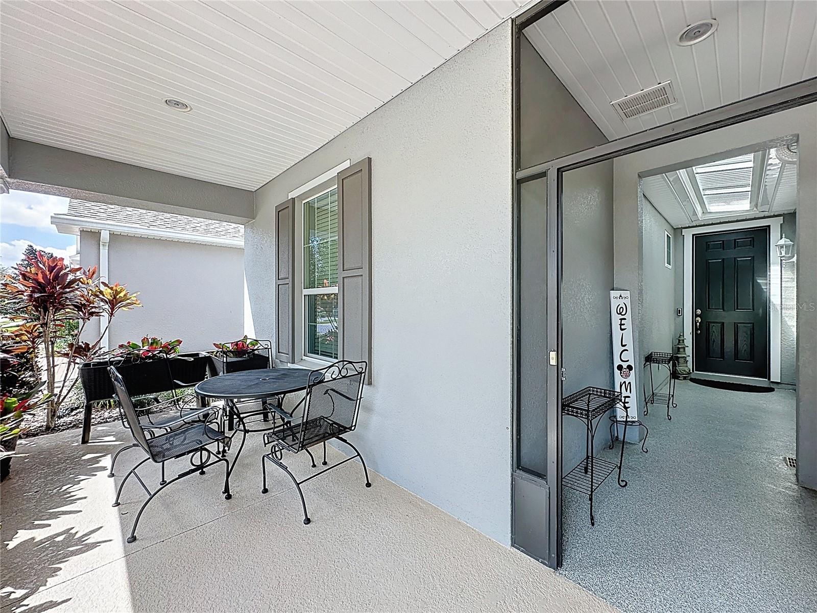 Image 5 of 81 For 277 Silver Maple Road