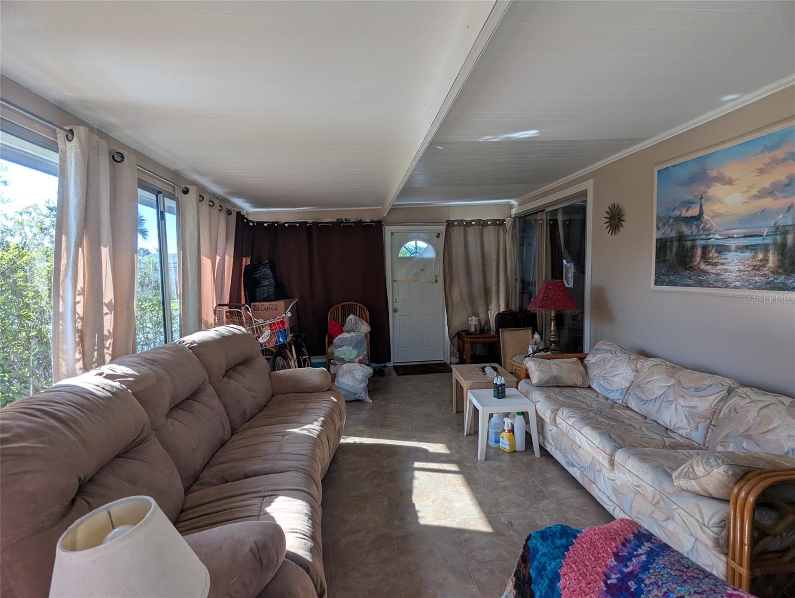 Image 18 of 46 For 11929 Linda Avenue