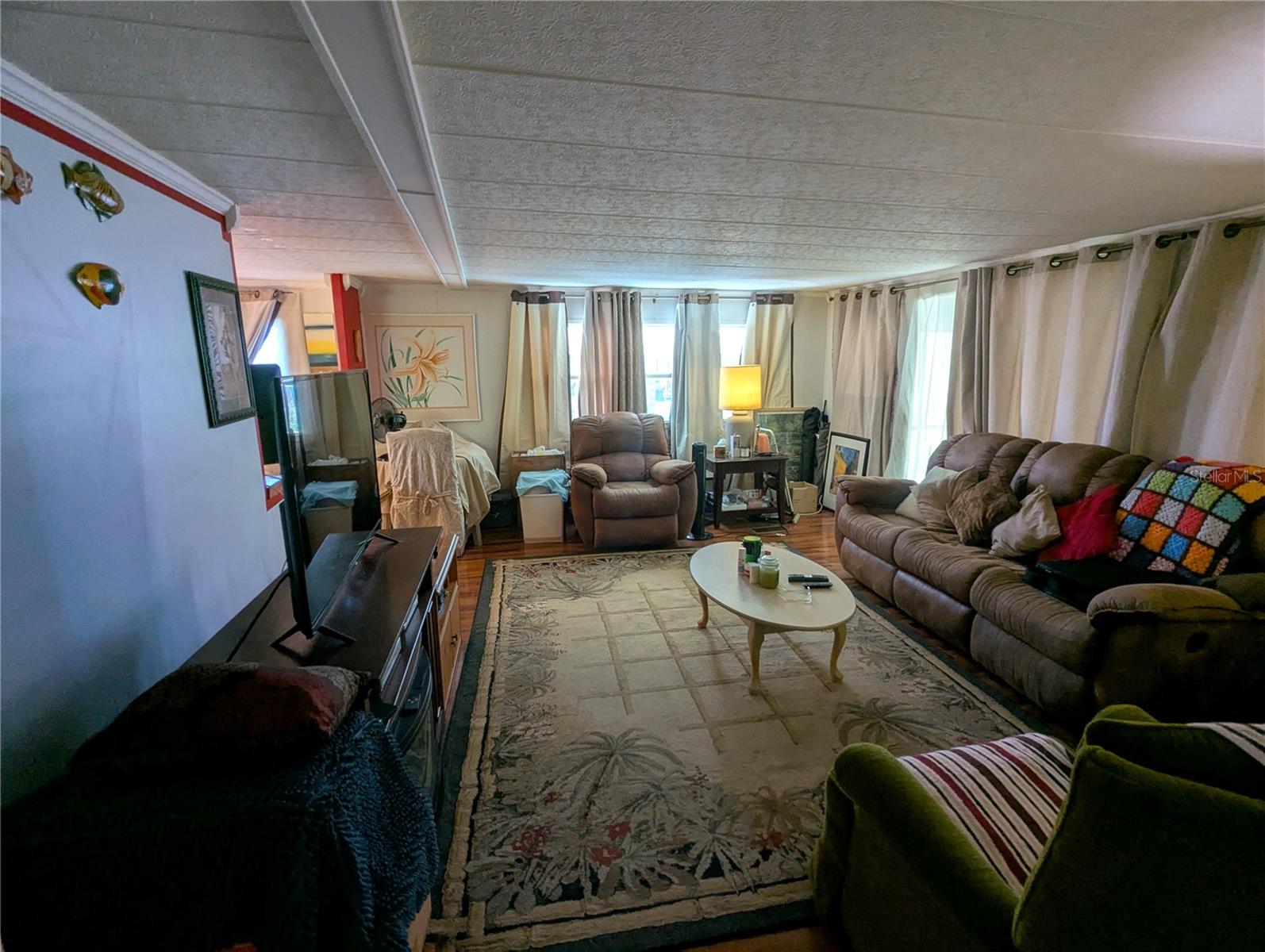 Image 22 of 46 For 11929 Linda Avenue