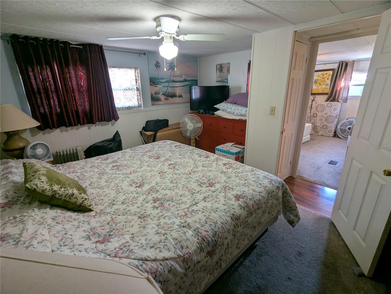 Image 31 of 46 For 11929 Linda Avenue