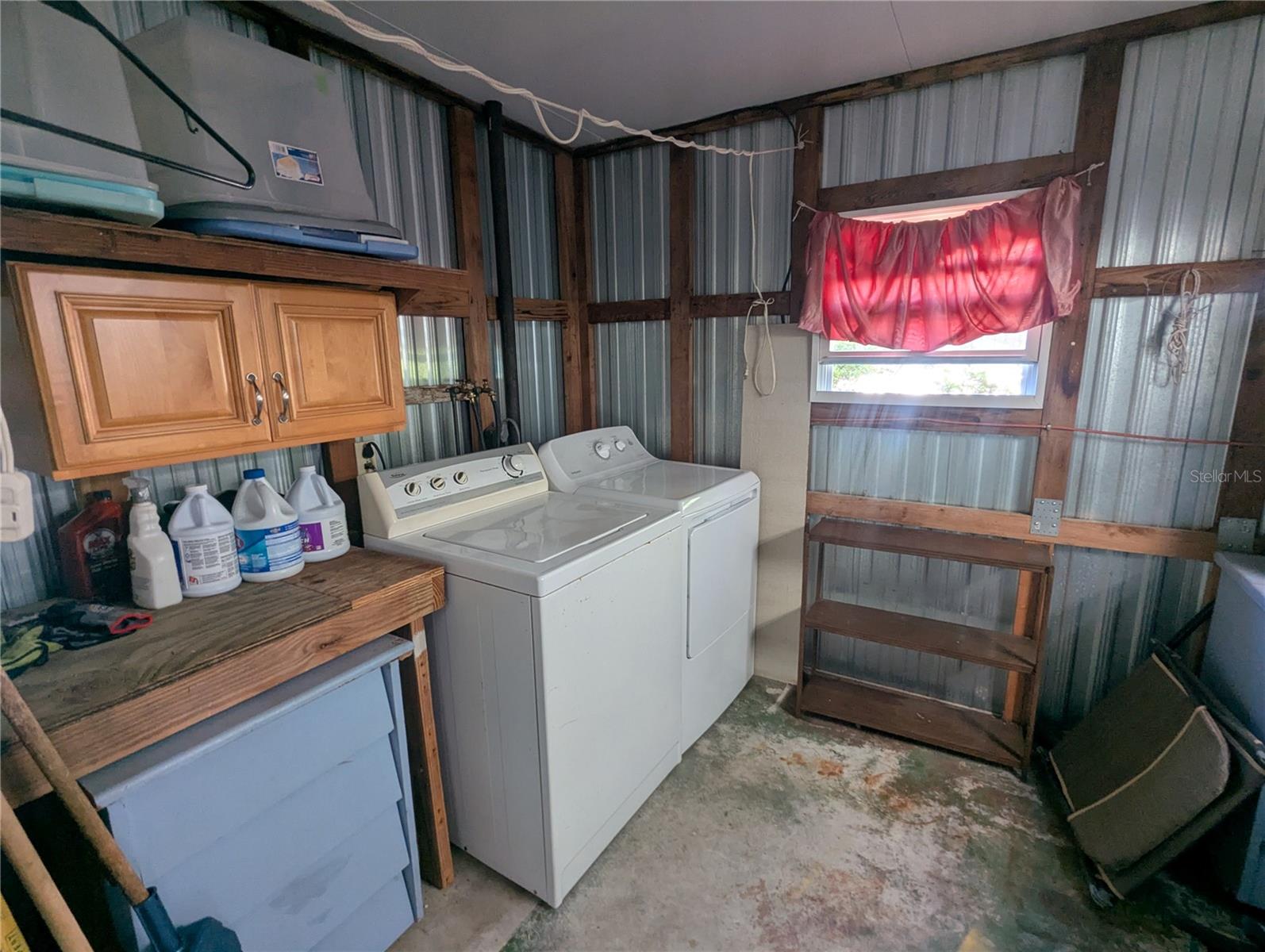 Image 41 of 46 For 11929 Linda Avenue
