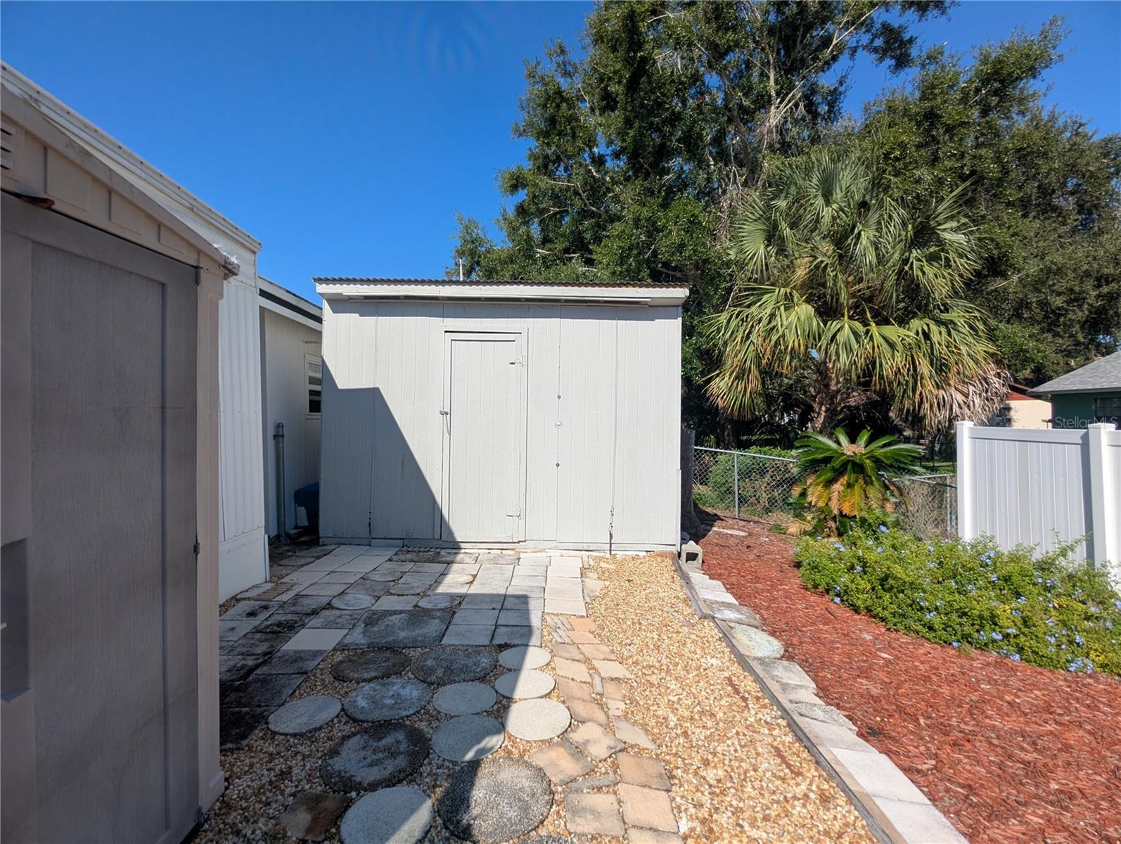 Image 45 of 46 For 11929 Linda Avenue
