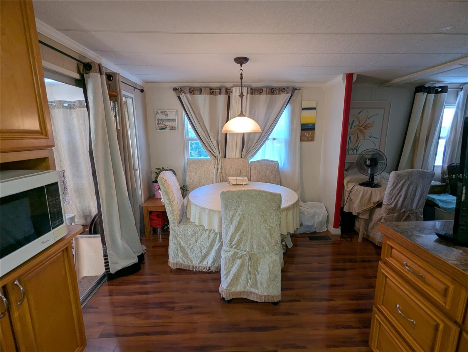 Image 7 of 46 For 11929 Linda Avenue