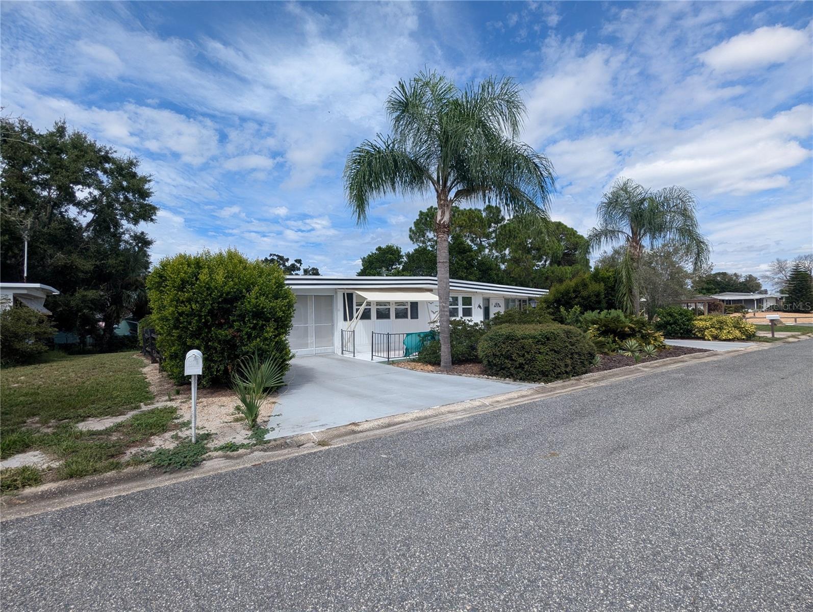 Image 9 of 46 For 11929 Linda Avenue
