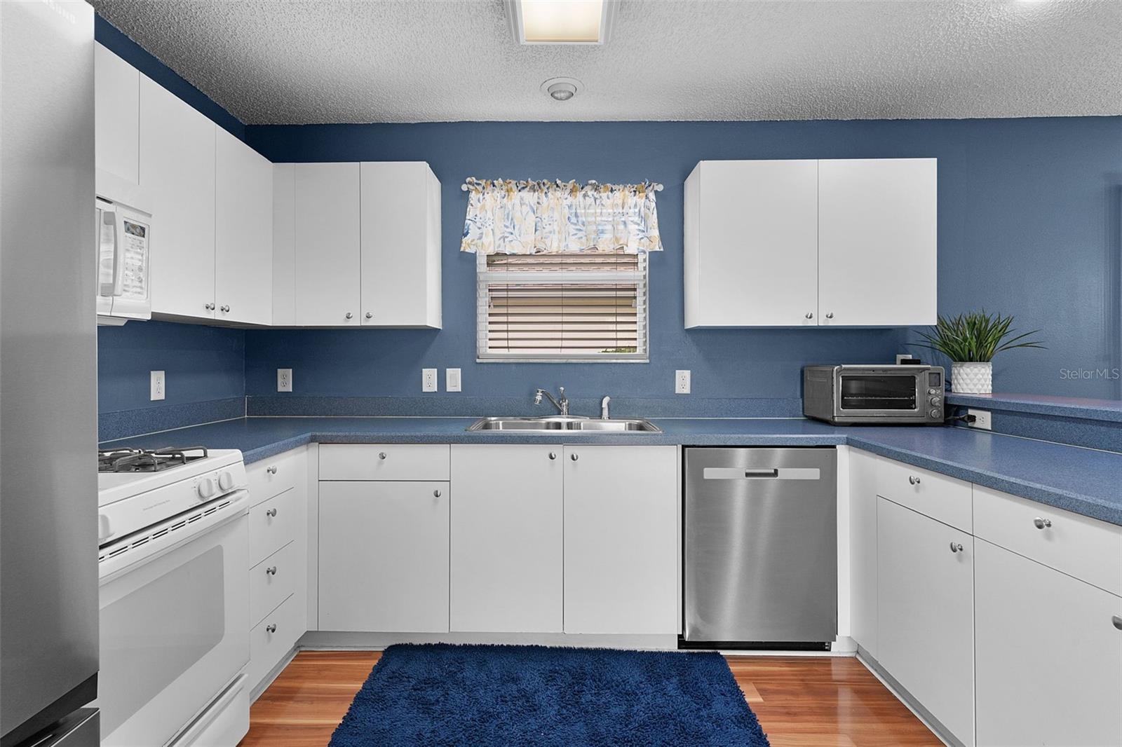 Image 16 of 48 For 9089 177th Belmont Place