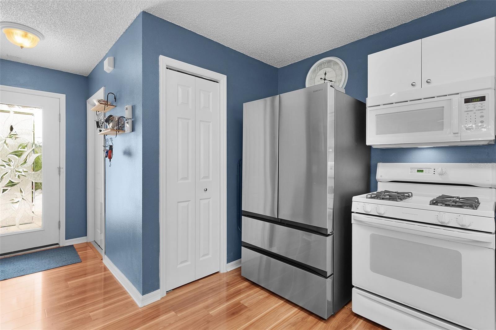 Image 17 of 48 For 9089 177th Belmont Place