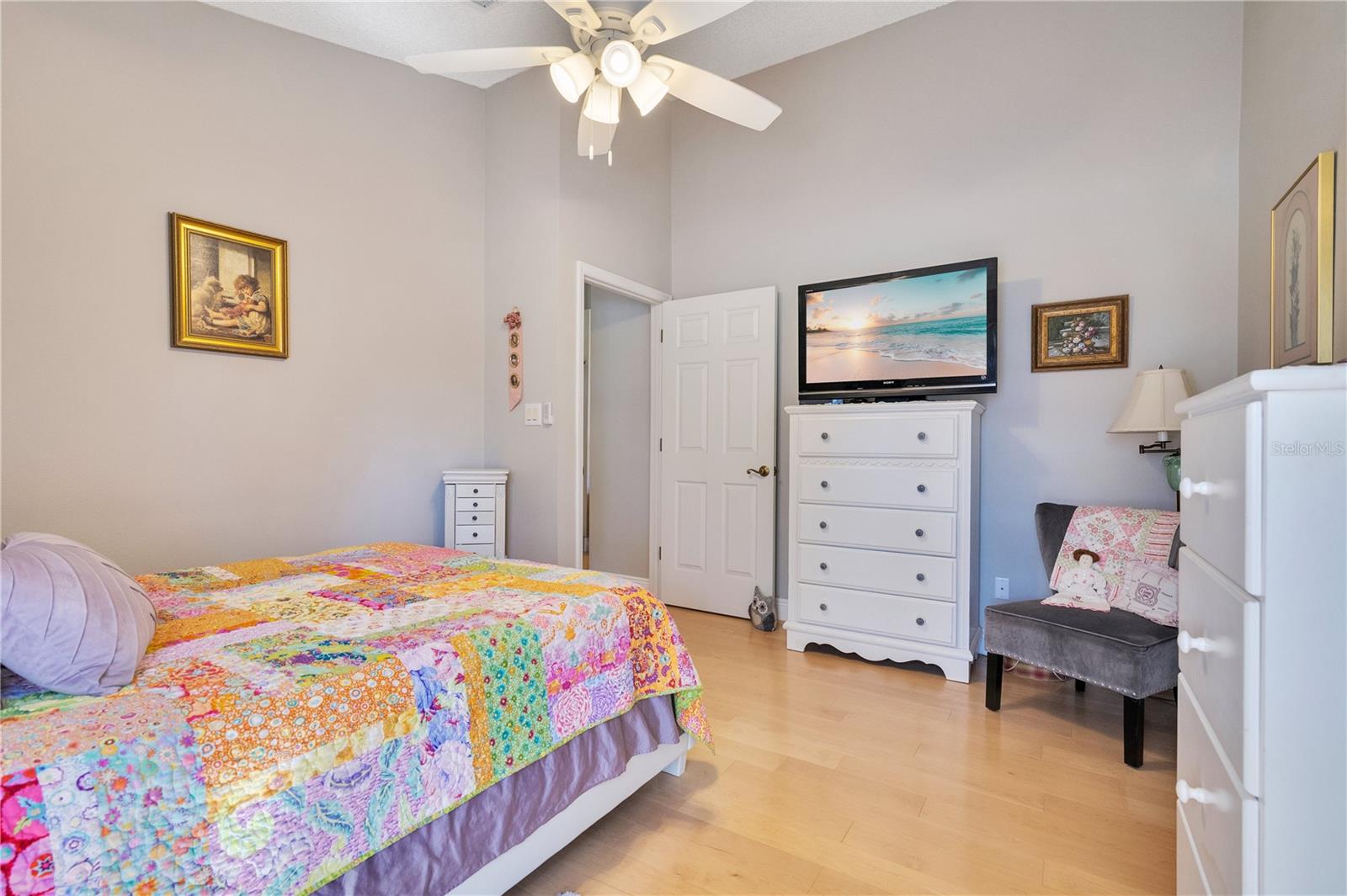 Image 14 of 39 For 25036 Cranes Roost Circle