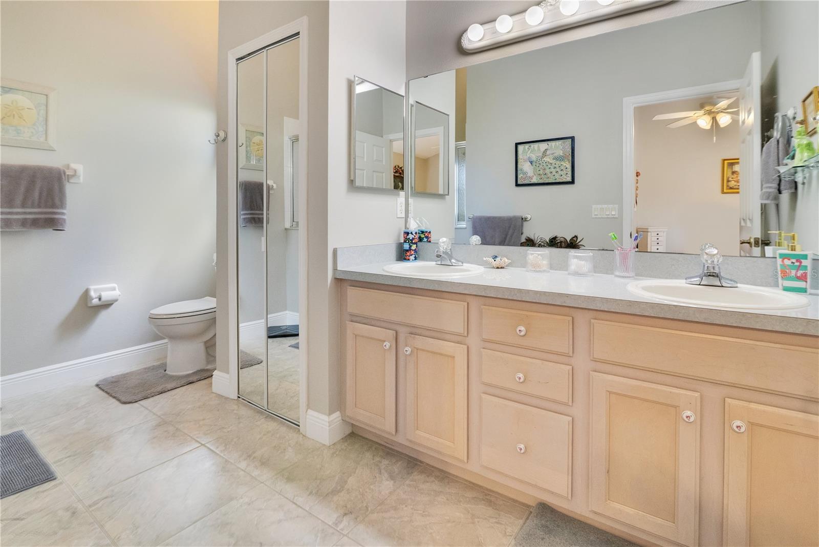 Image 16 of 39 For 25036 Cranes Roost Circle