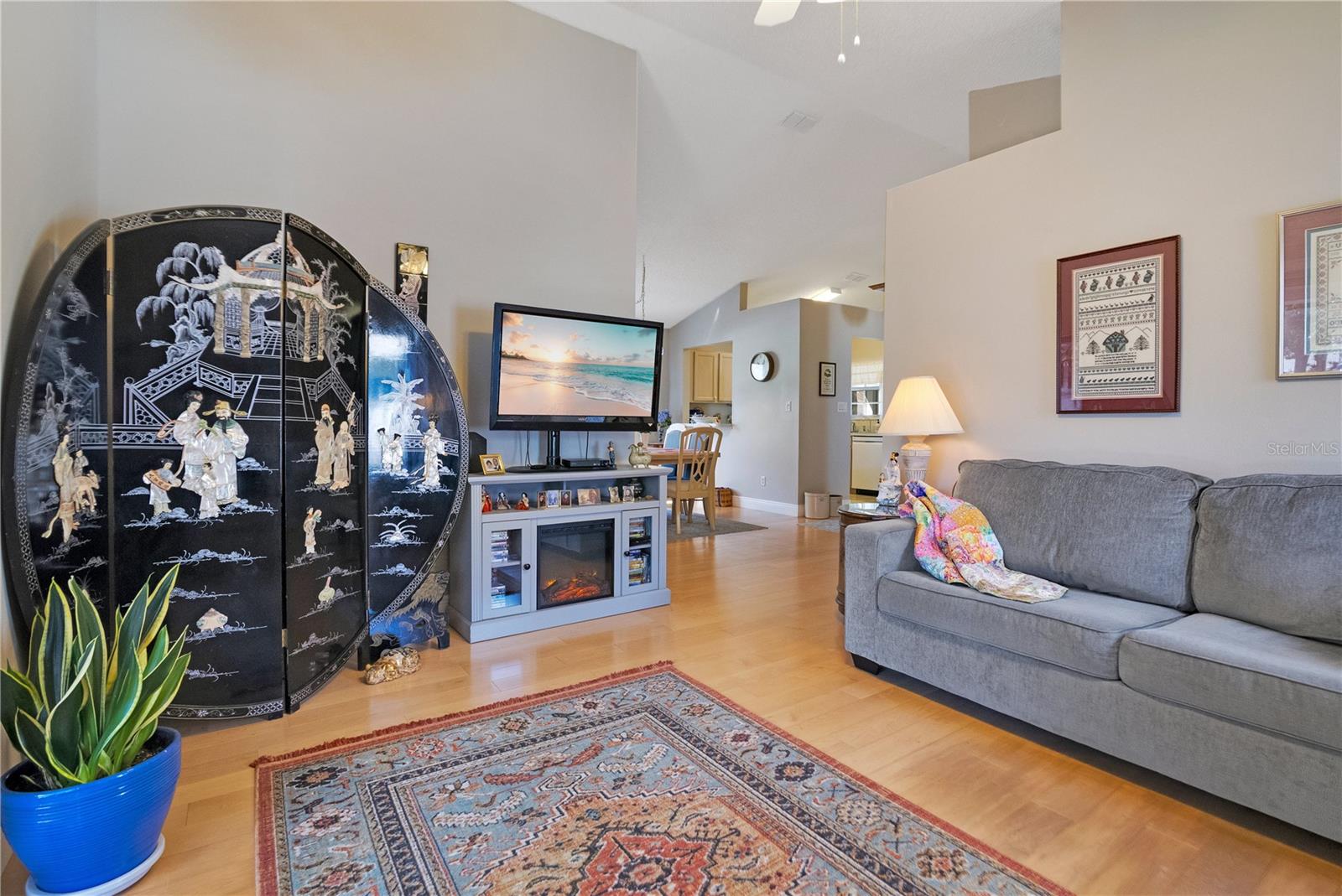 Image 5 of 39 For 25036 Cranes Roost Circle