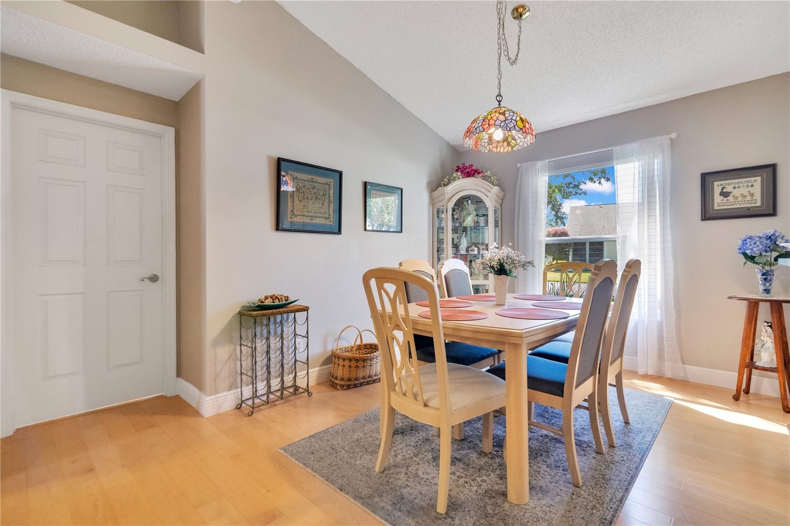 Image 8 of 39 For 25036 Cranes Roost Circle