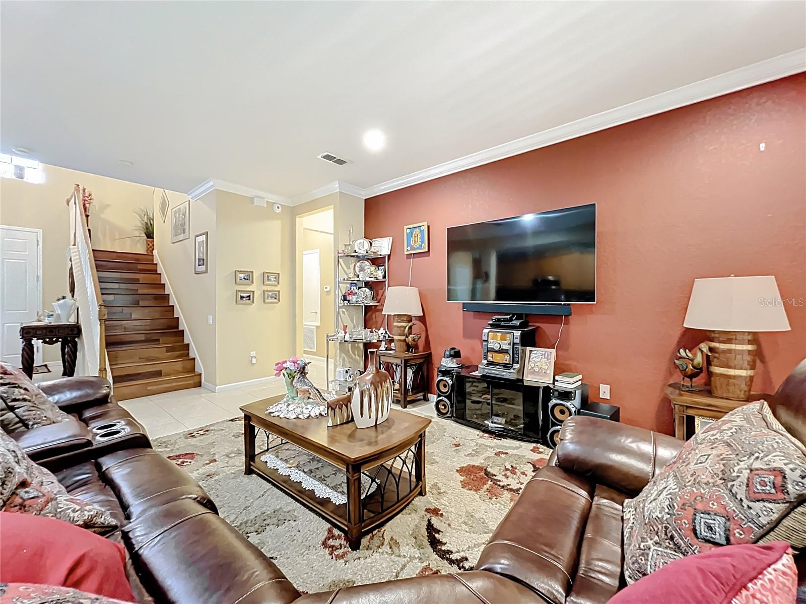 Image 22 of 100 For 2837 Columbus Avenue