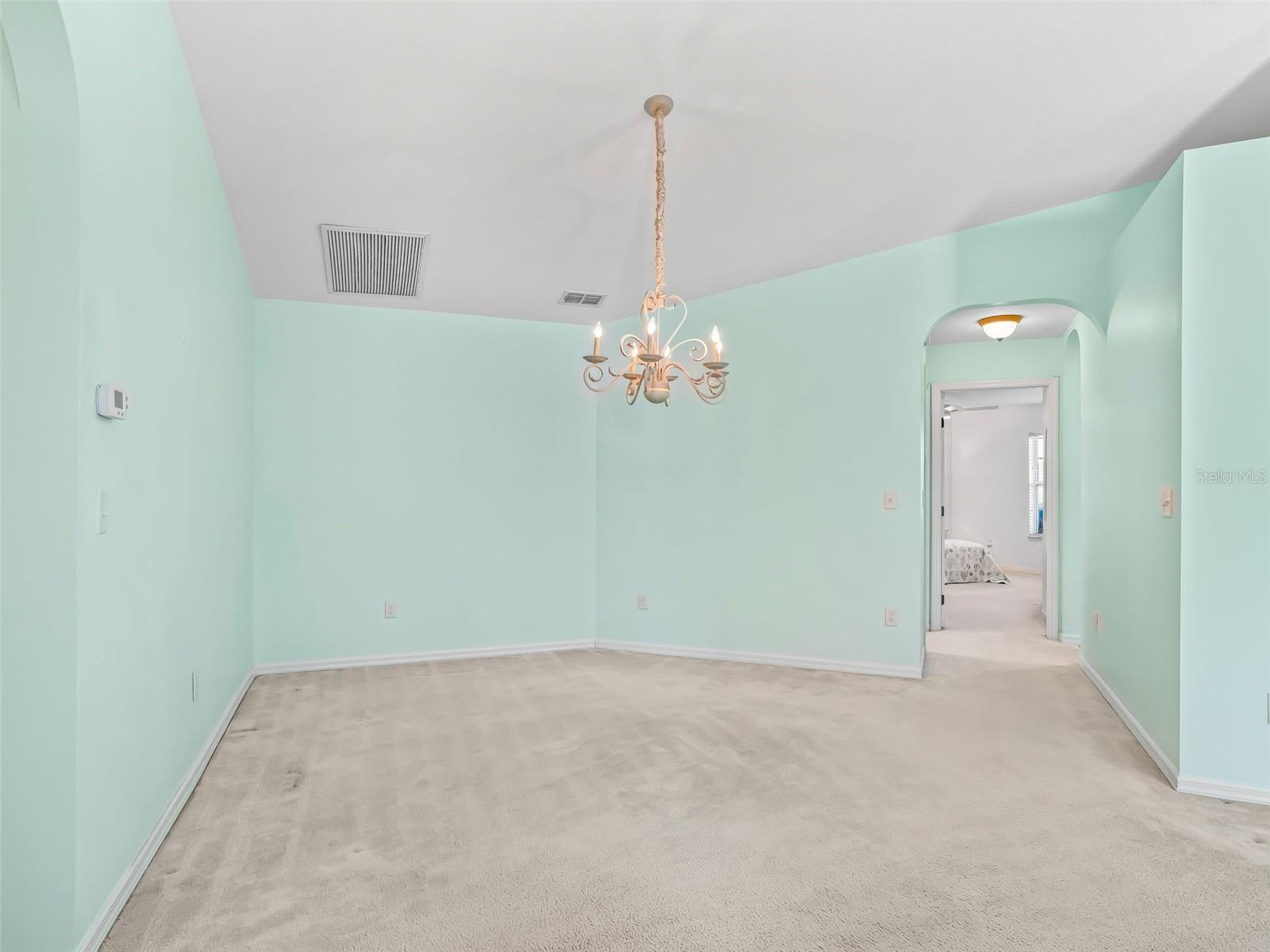 Image 11 of 39 For 17974 123rd Terrace