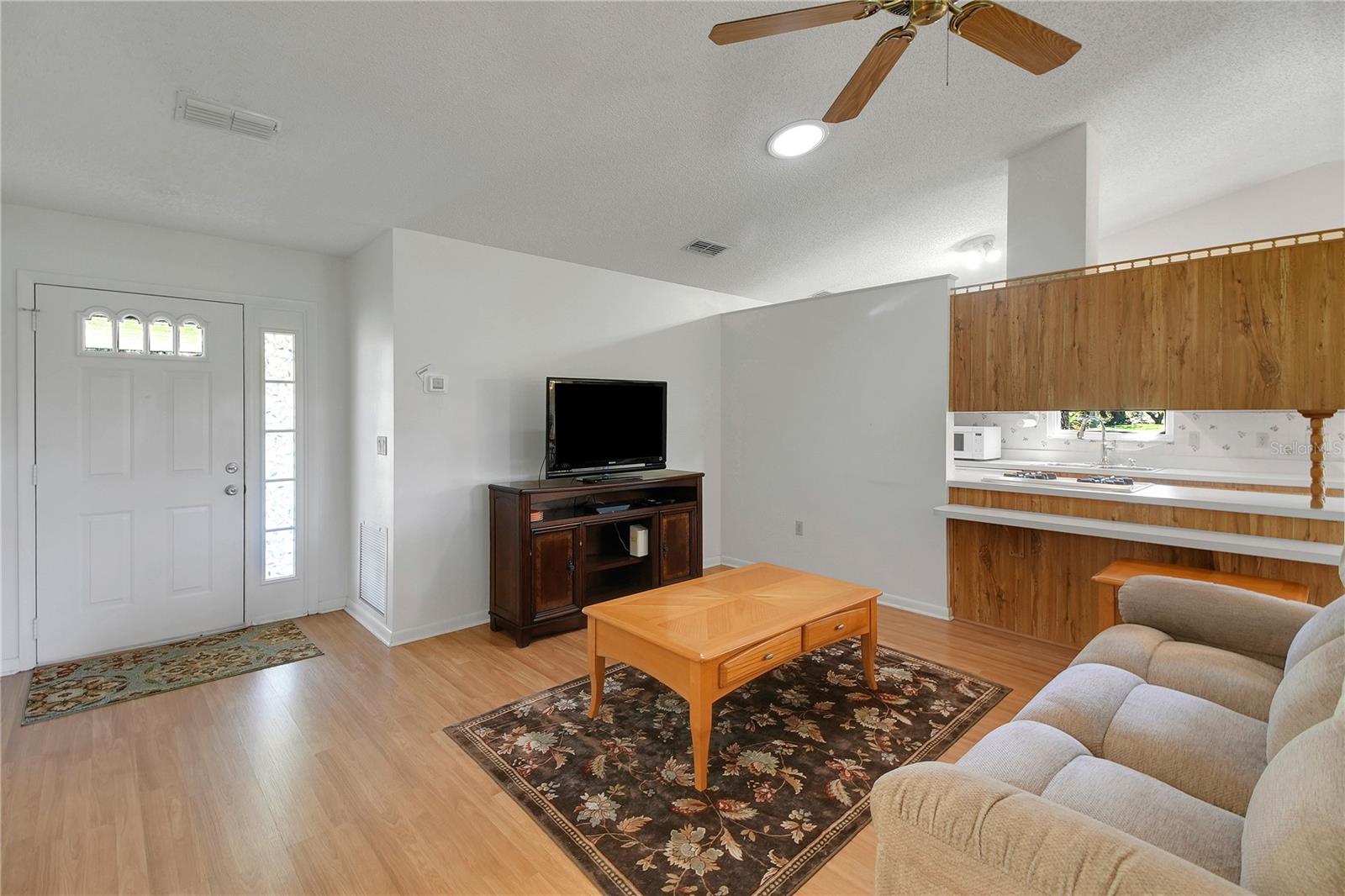 Image 17 of 63 For 610 Fannich Court
