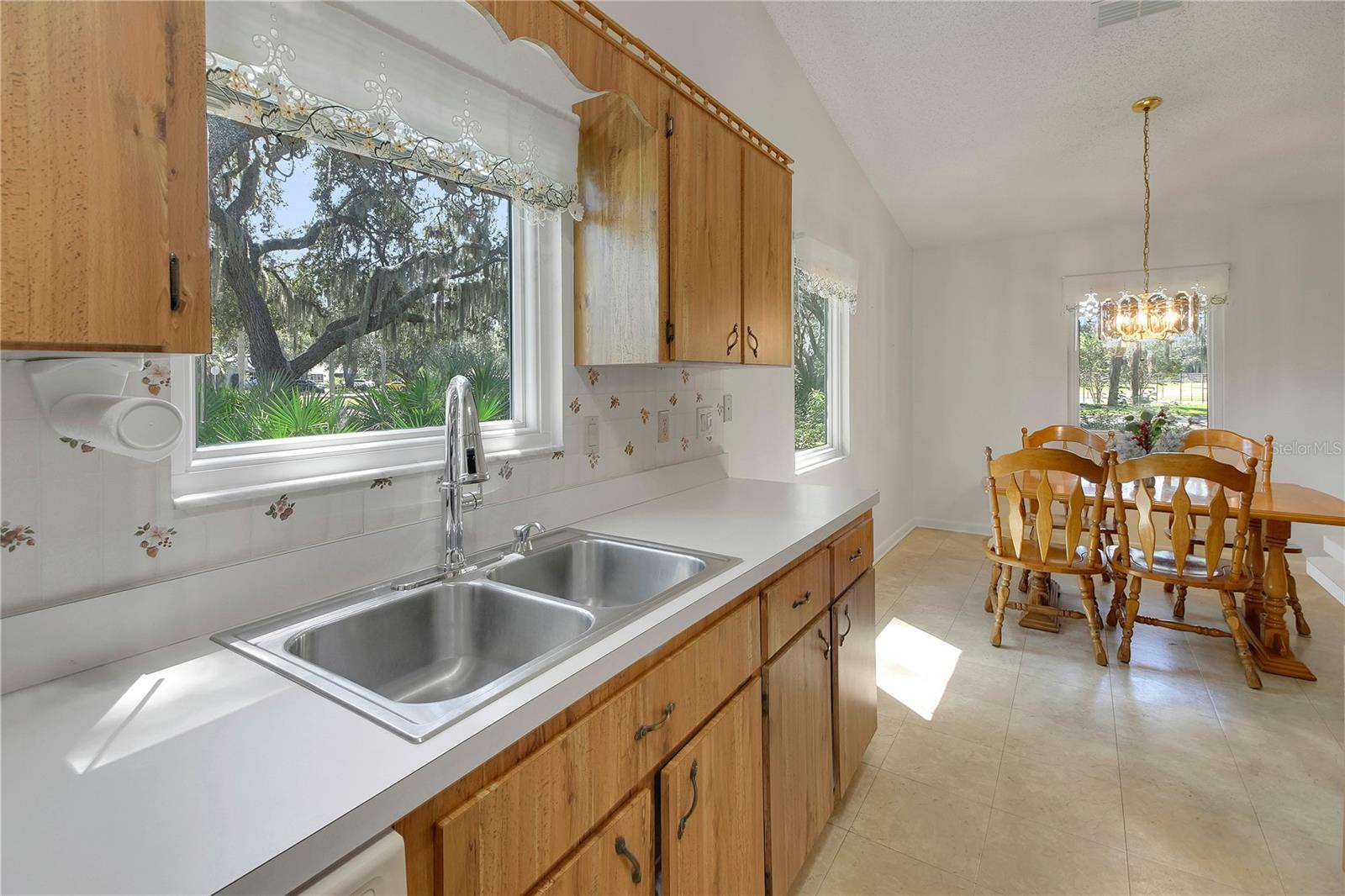 Image 30 of 63 For 610 Fannich Court