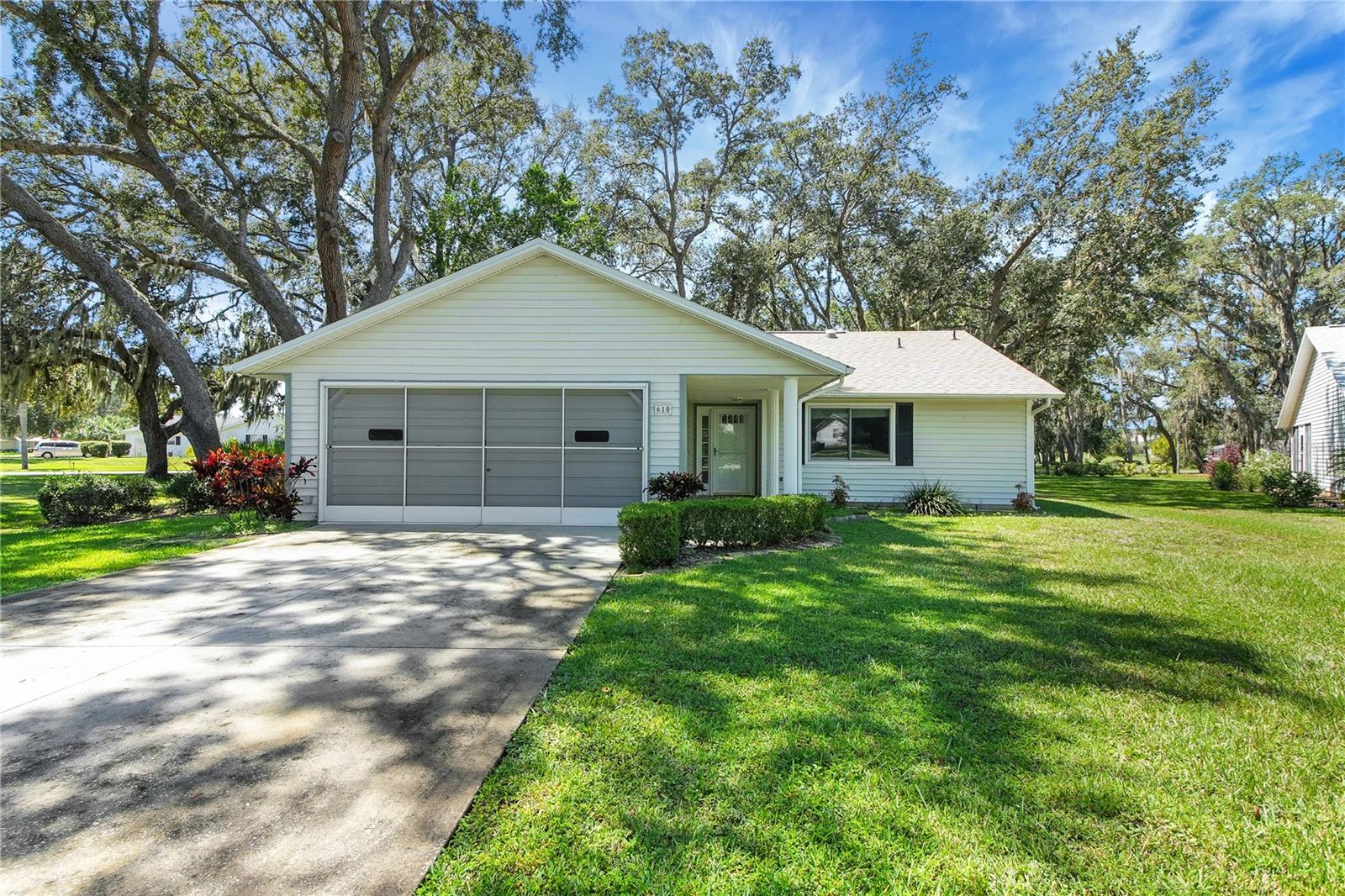 Image 4 of 63 For 610 Fannich Court