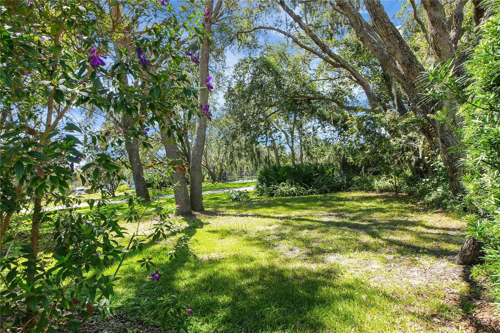 Image 9 of 63 For 610 Fannich Court