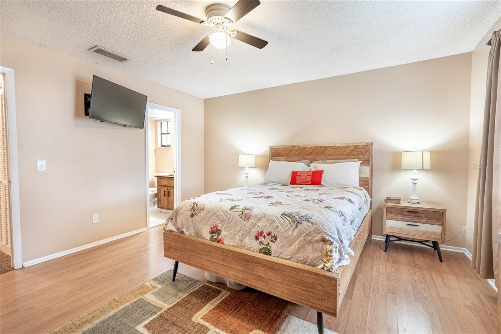 Image 13 of 24 For 4611 Lighthouse Circle 114