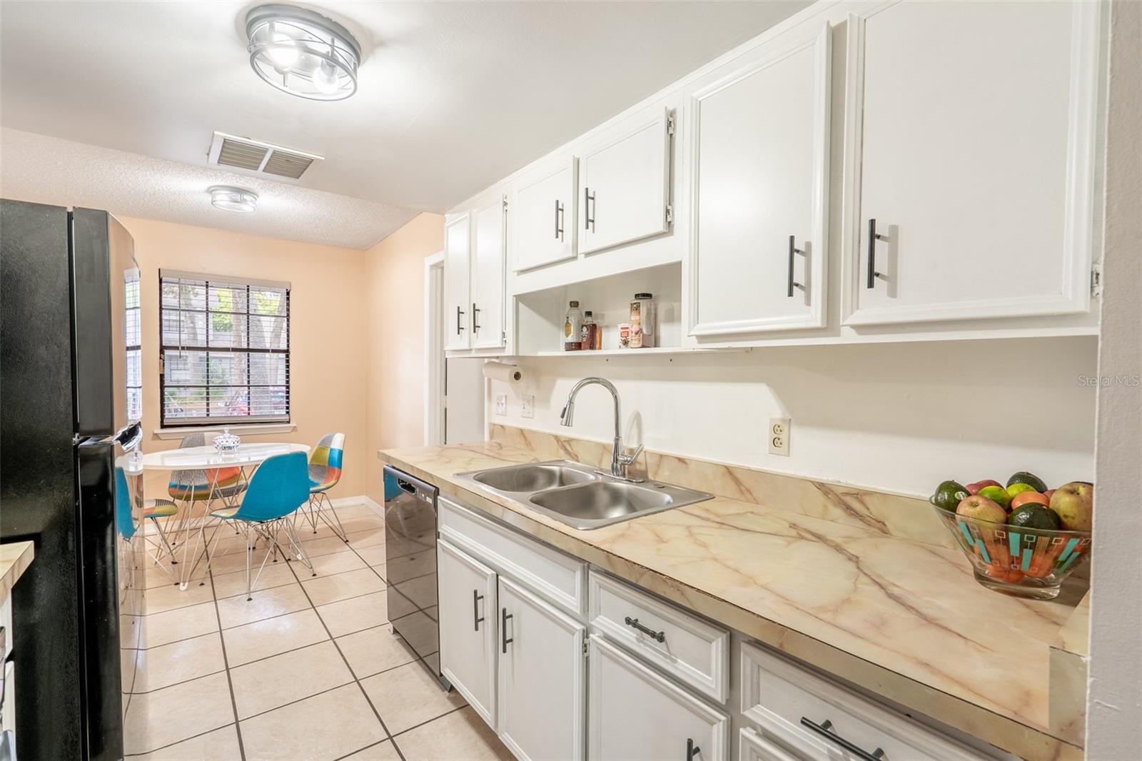 Image 9 of 24 For 4611 Lighthouse Circle 114