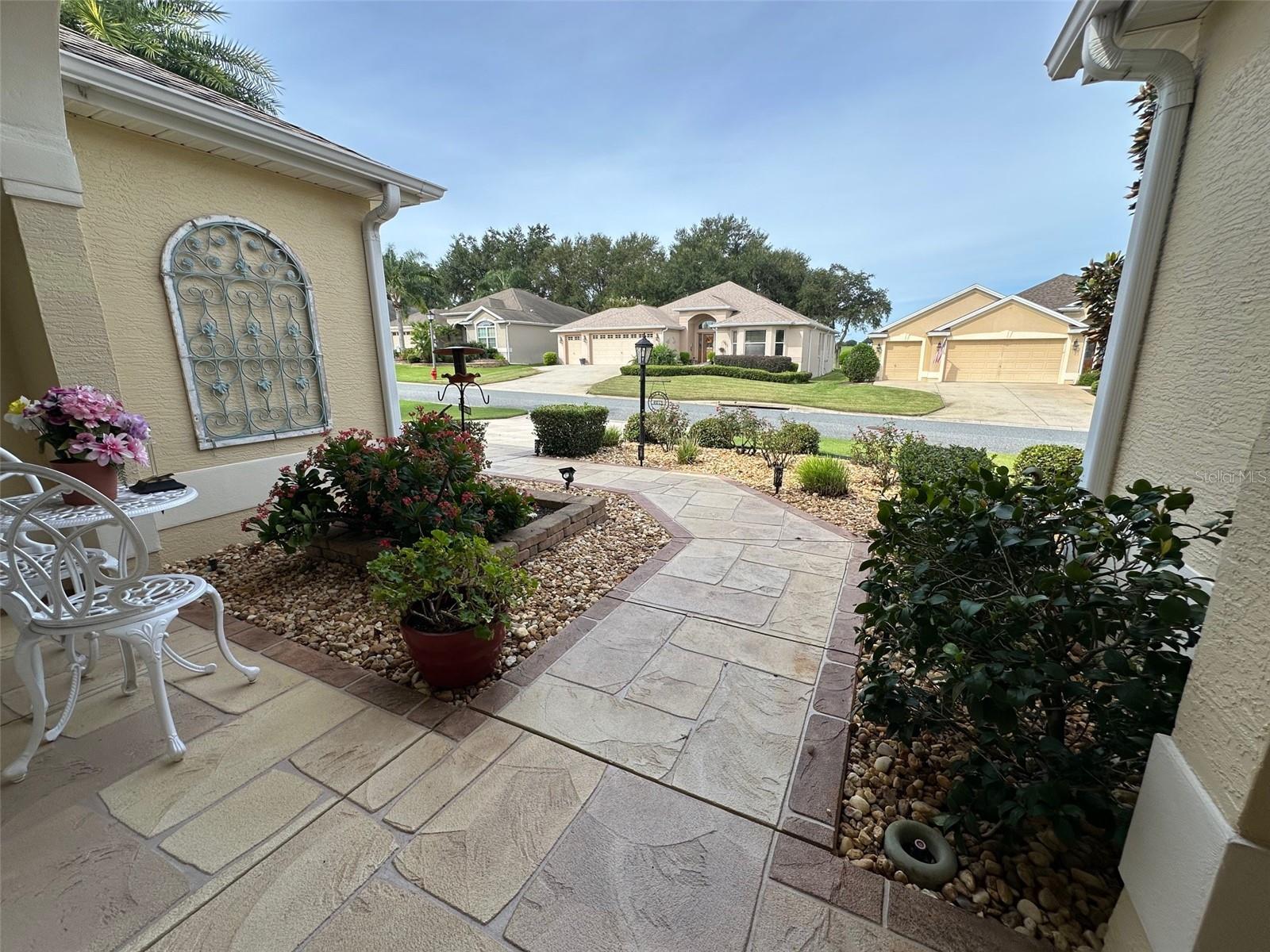 Image 4 of 59 For 2739 Midland Terrace